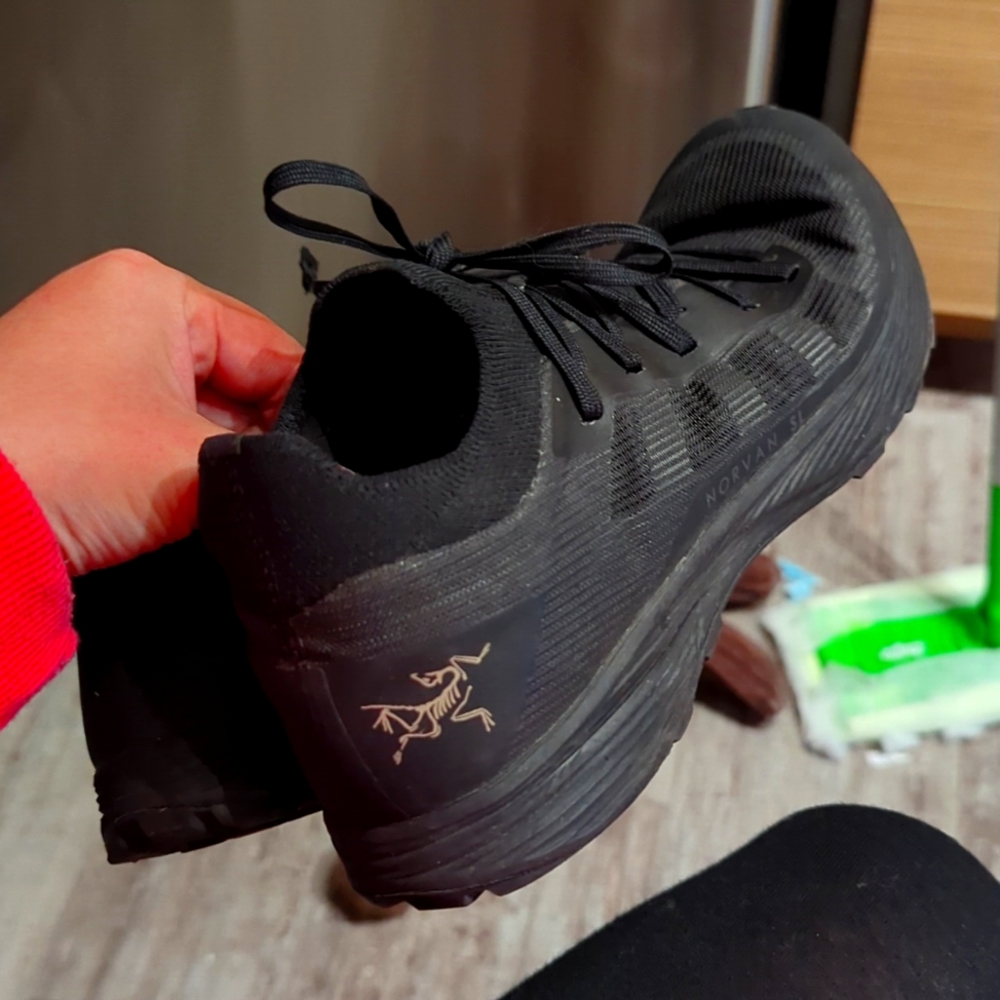 Arcteryx norvan SL sneakers